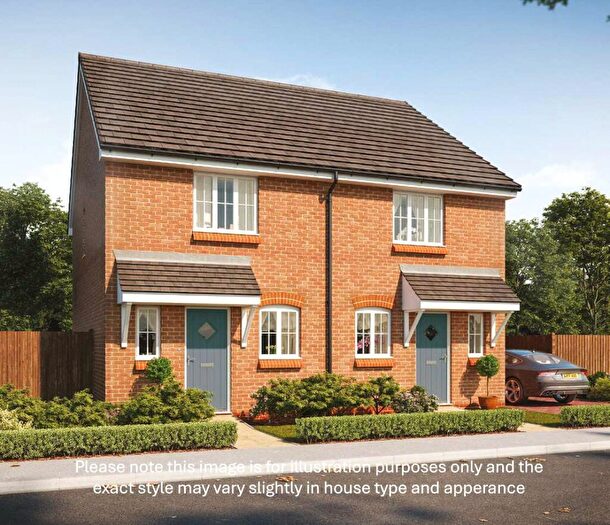 2 Bedroom End Of Terrace House For Sale In Elder Way, Bromsgrove, Worcestershire, B61