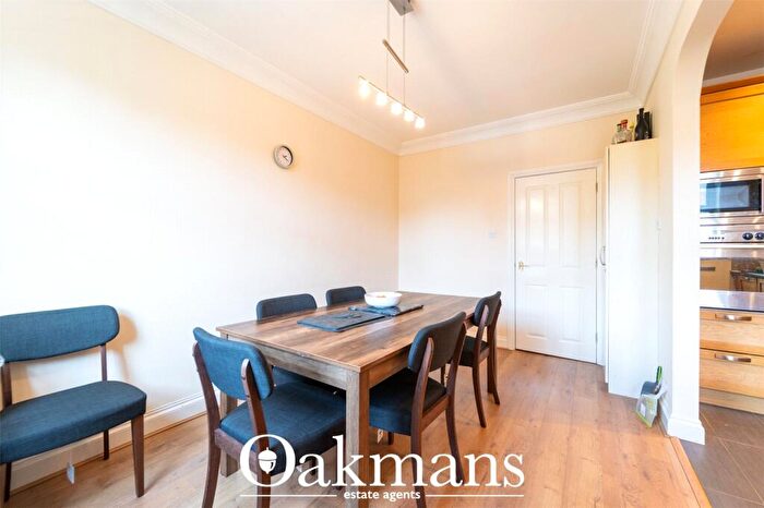 3 Bedroom Terraced House For Sale In Courtlands Close, Birmingham, West Midlands, B5