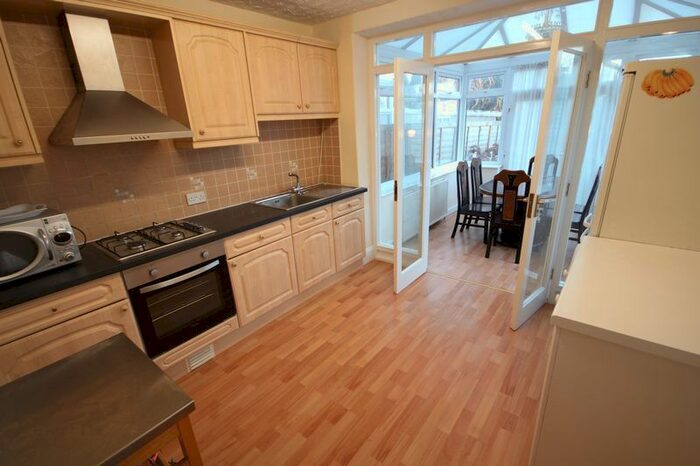 2 Bedroom Semi-Detached House To Rent In Eden Grove, Burley, Leeds, LS4