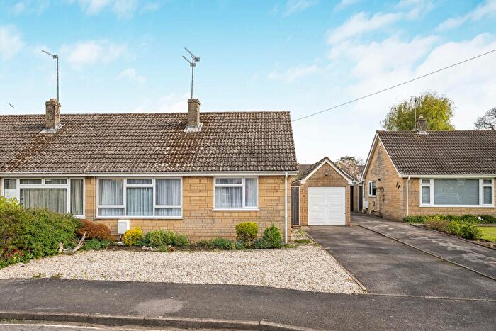 2 Bedroom Bungalow For Sale In Close Gardens, Tetbury, Gloucestershire, GL8