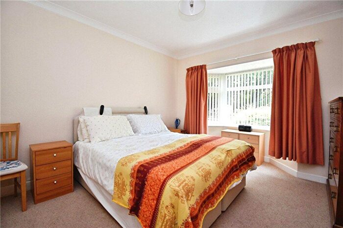 2 Bedroom Detached Bungalow For Sale In Bridge Road, Romsey, Hampshire, SO51