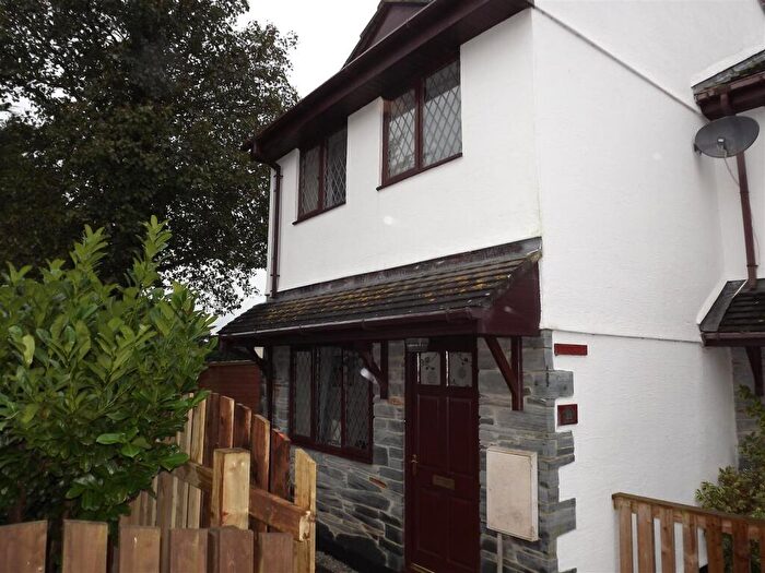 3 Bedroom End Of Terrace House To Rent In Padstow, PL28