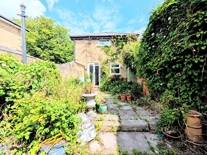 1 Bedroom Coach House For Sale In The Avenue, Fareham, PO14