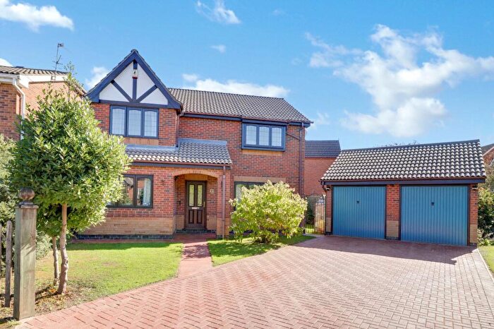 4 Bedroom Detached House For Sale In Kenton Avenue, Nuthall, NG16