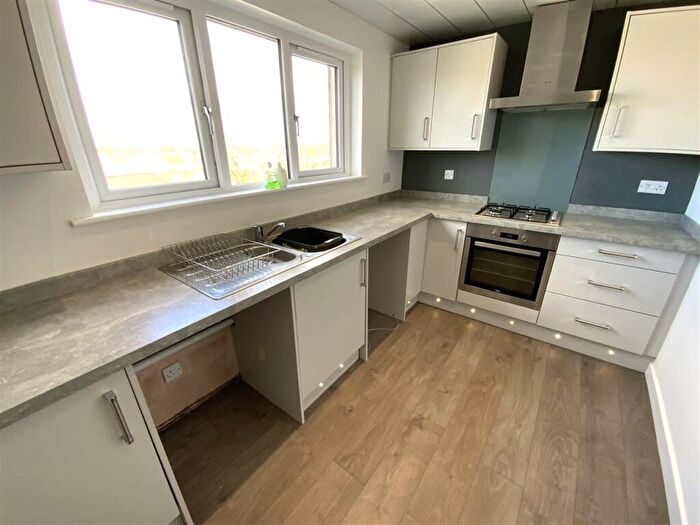 2 Bedroom Apartment To Rent In Easdale, St Leonards, East Kilbride, G74