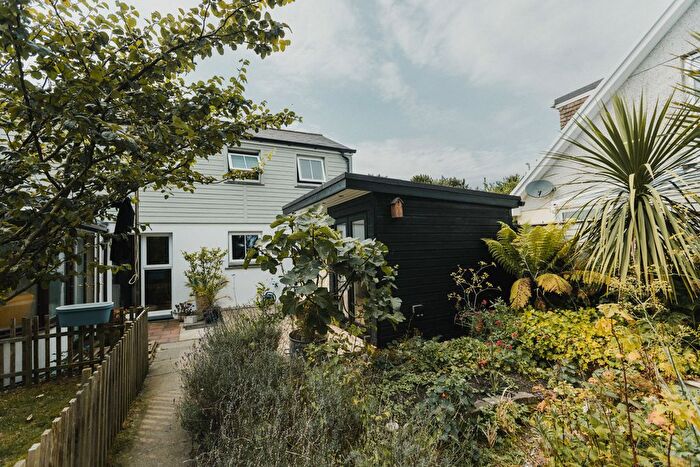 3 Bedroom Detached House For Sale In Scowbuds, Tuckingmill, Camborne, TR14