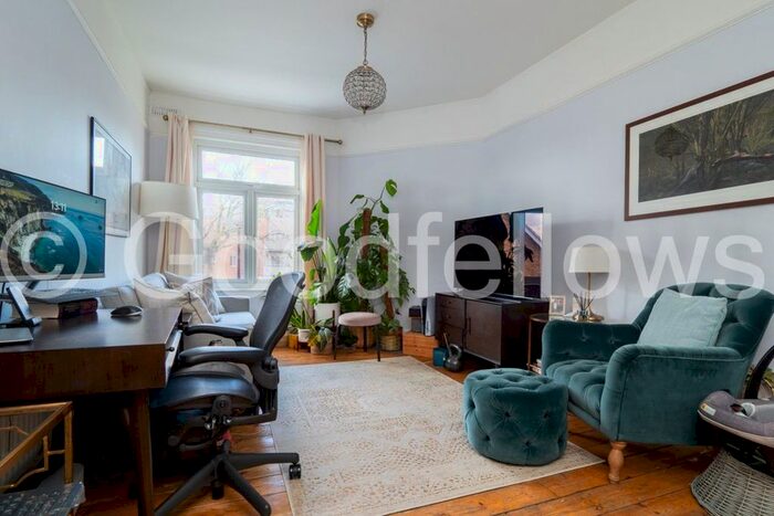 1 Bedroom Flat To Rent In Mitcham Park, Mitcham, CR4