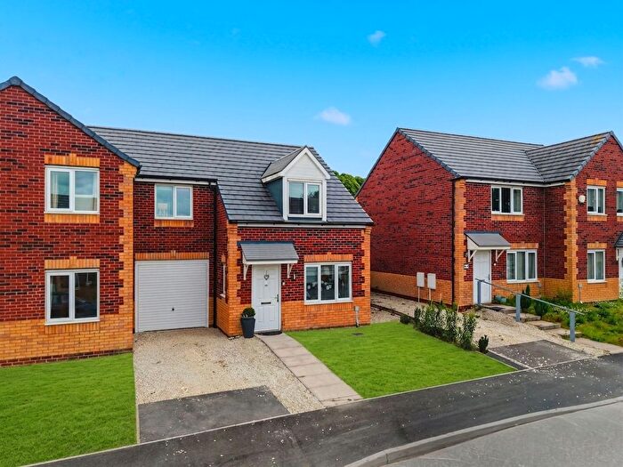 3 Bedroom Semi-Detached House For Sale In Rosewood Avenue, Bolsover, S44