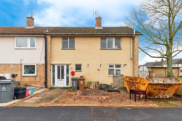 3 Bedroom Terraced House For Sale In Elbow Lane, Stevenage, SG2