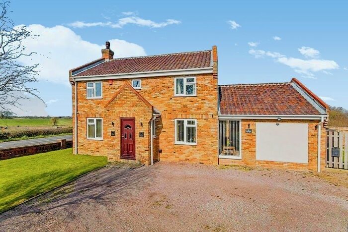3 Bedroom Detached House For Sale In The Bank, Parson Drove, Wisbech, PE13
