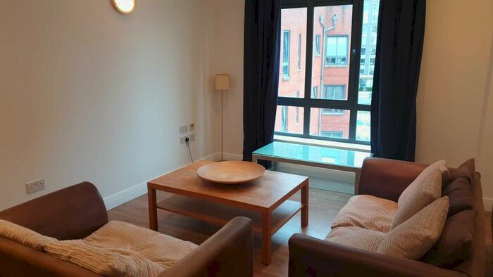 2 Bedroom Flat To Rent In Ellesmere Street, Castlefield Locks, M15
