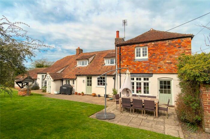 4 Bedroom Cottage For Sale In The Street, Bossingham, Kent, CT4