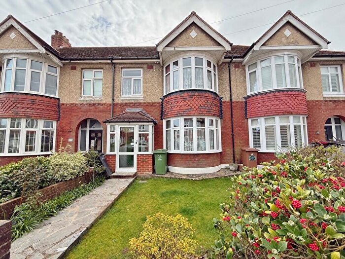 3 Bedroom Terraced House For Sale In Gofton Avenue, Drayton, PO6