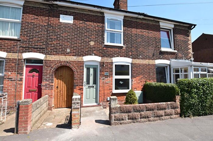3 Bedroom Terraced House For Sale In Bergholt Road, Colchester, CO4