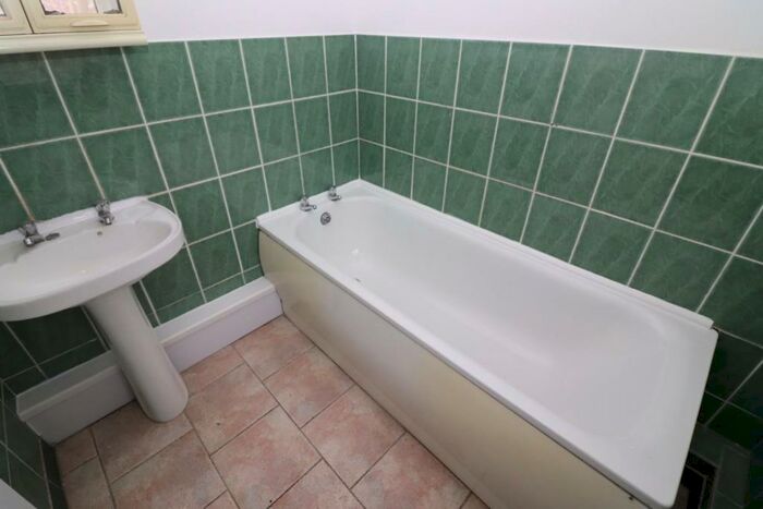 2 Bedroom House To Rent In Highfield Street, Darwen, BB3