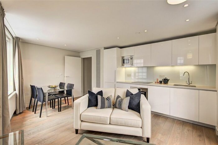 3 Bedroom Flat To Rent In Merchant Square East, Paddington, London, W2