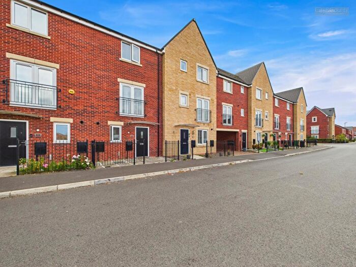 4 Bedroom Town House For Sale In Kentwell Road, Hampton Gardens, Peterborough, PE7