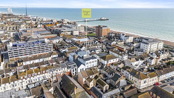 2 Bedroom Apartment To Rent In Montague Street, Worhting, BN11