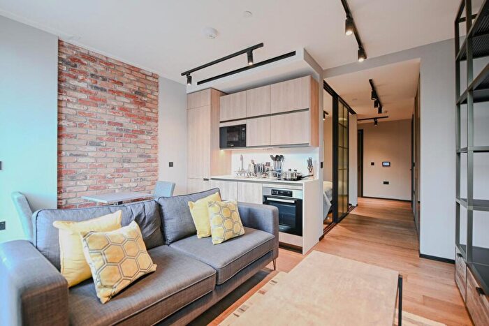 Studio To Rent In Stage Apartments, Hewett Street, Hackney, EC2A