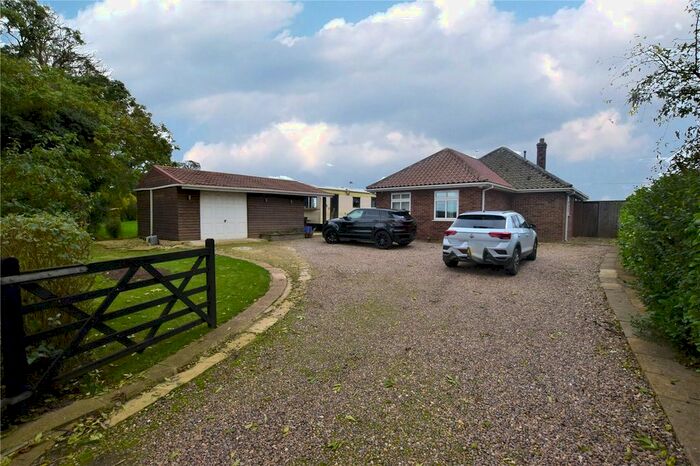 3 Bedroom Bungalow For Sale In Main Road, Wainfleet St Mary PE24