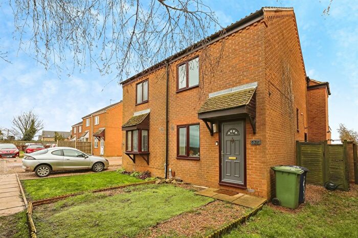 3 Bedroom Semi-Detached House For Sale In March Road, Turves, Peterborough, PE7