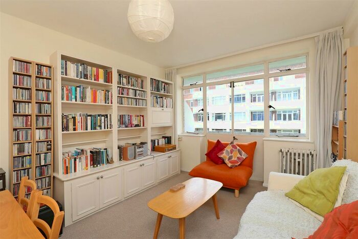 1 Bedroom Flat To Rent In Upper Richmond Road, London, SW15