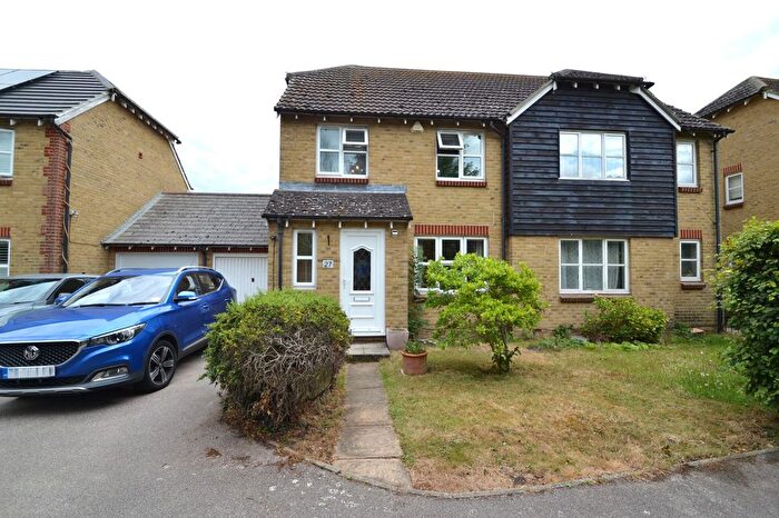 3 Bedroom Semi-Detached House To Rent In Kingfisher Close, Iwade, ME9