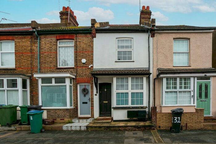 2 Bedroom Terraced House To Rent In York Road, Watford, Hertfordshire, WD18