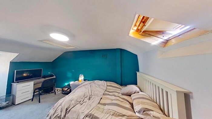 5 Bedroom Semi-Detached House To Rent In Cromwell Street, Nottingham, NG7