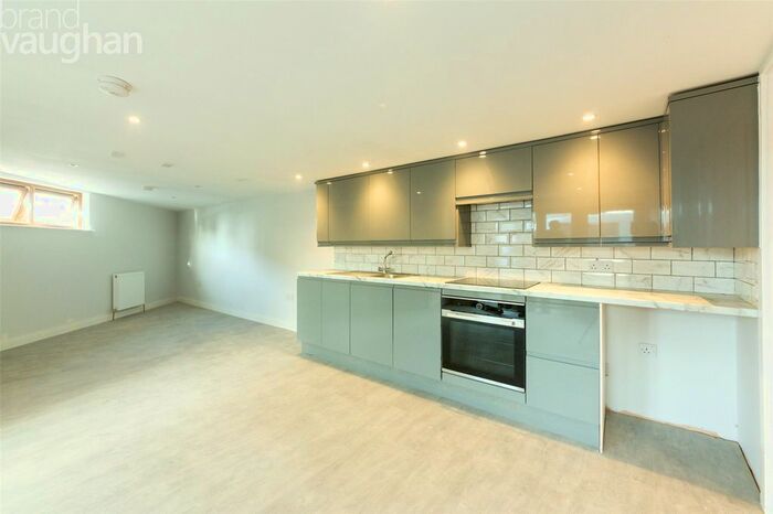 1 Bedroom Bungalow To Rent In Vere Road, Brighton, East Sussex, BN1