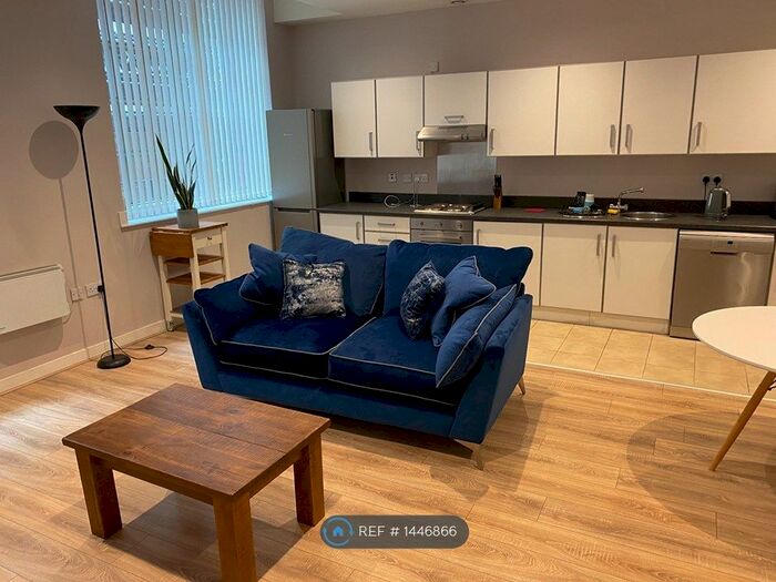 1 Bedroom Flat To Rent In Wimbledon Street, Leicester, LE1