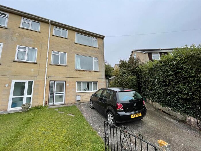 6 Bedroom Terraced House To Rent In Ambleside Road, Bath, Bath And North East Somerset, BA2