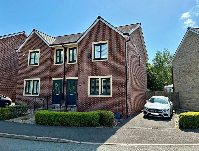 3 Bedroom Semi-Detached House For Sale In Printers Drive, Strines, Stockport, SK6