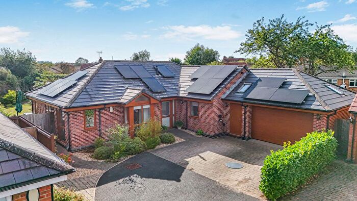 3 Bedroom Bungalow For Sale In Bramble Close, Long Bennington, Newark, Nottinghamshire, NG23
