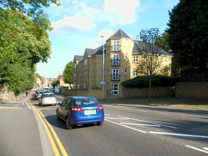 1 Bedroom Flat To Rent In London Road, Strood, Rochester, ME2