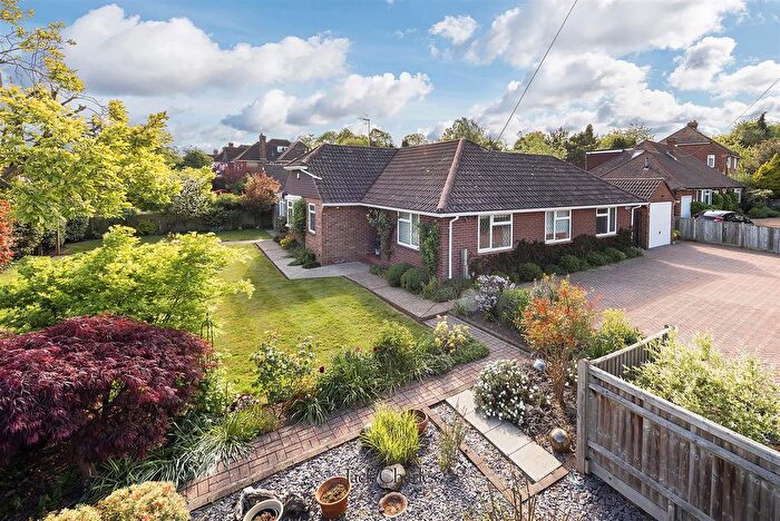 3 Bedroom Detached Bungalow For Sale In Hadlow Road, Tonbridge, TN9