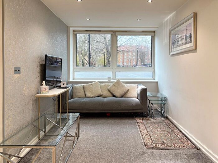 2 Bedroom Flat For Sale In Penfold Street, London, NW8