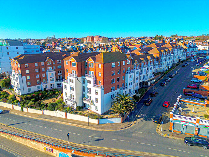 1 Bedroom Retirement Property For Sale In Holland Road, Westcliff-on-Sea, SS0