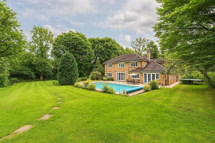 5 Bedroom Detached House To Rent In Old Avenue, West Byfleet, Surrey, KT14