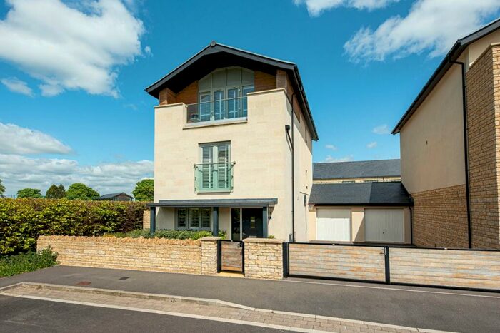 5 Bedroom Detached House To Rent In Beckford Drive, Lansdown, Bath, BA1