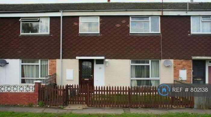 3 Bedroom Terraced House To Rent In Hartshill Walk, Woking, GU21