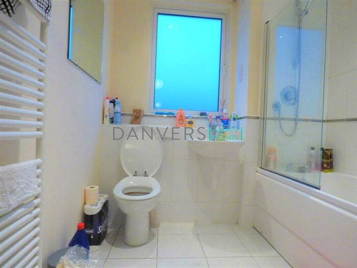 2 Bedroom Apartment To Rent In Watkin Road, Freemans Meadow, LE2