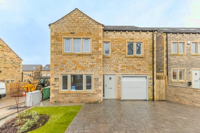 5 Bedroom Detached House For Sale In Tinker Lane, Lepton, Huddersfield, HD8