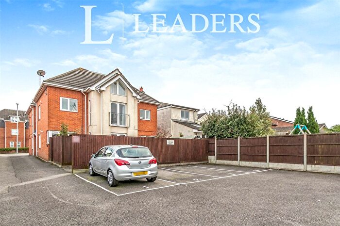 2 Bedroom Flat For Sale In Sea View Road, Poole, BH12