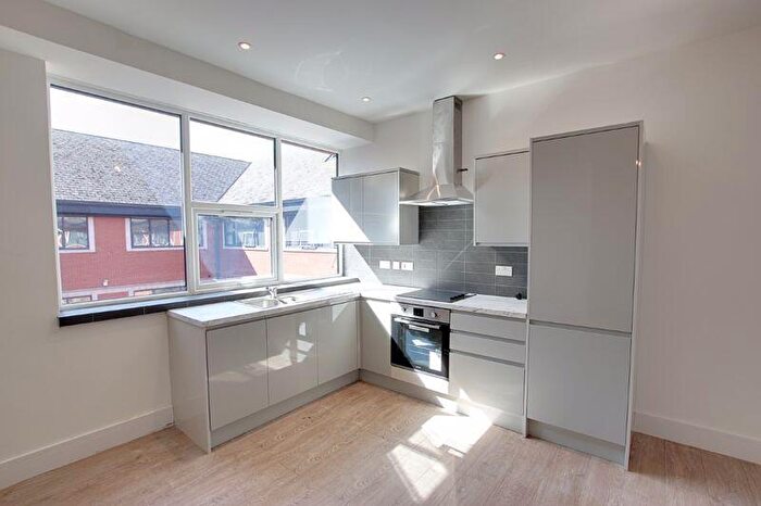 1 Bedroom Flat To Rent In Pavilions Court, Trowbridge, BA14
