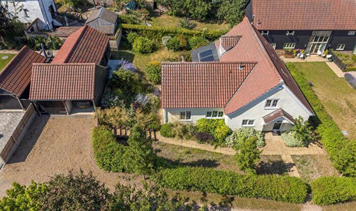 4 Bedroom Detached House For Sale In Maypole Meadow, Rickinghall, IP22