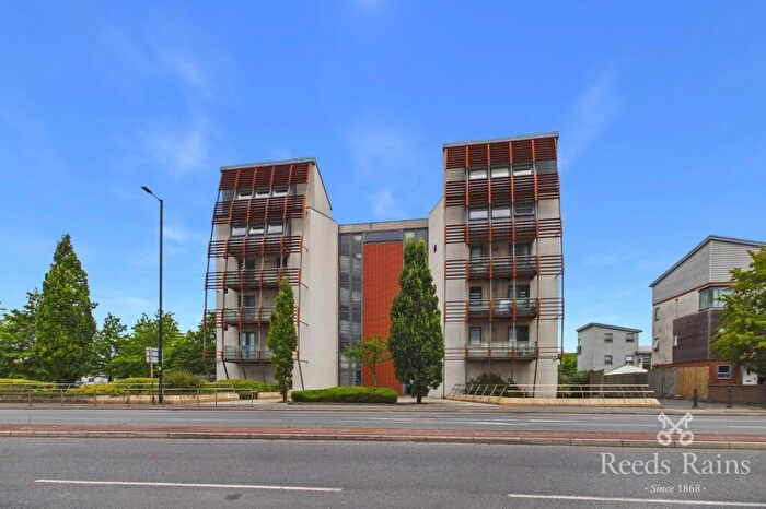 2 Bedroom Apartment For Sale In Ashton Old Road, Manchester, M11