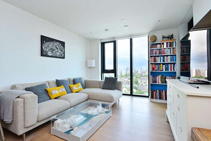 1 Bedroom Flat To Rent In St Gabriel's Walk, Elephant And Castle, London, SE1