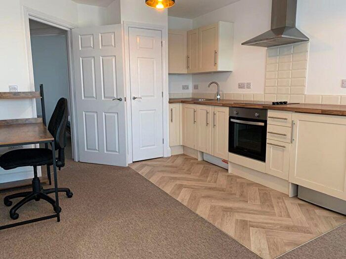 1 Bedroom Flat To Rent In Wimborne Road, Bournemouth, BH9
