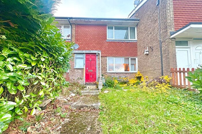 2 Bedroom Terraced House For Sale In Sandy Hill Road, Farnham, Surrey, GU9